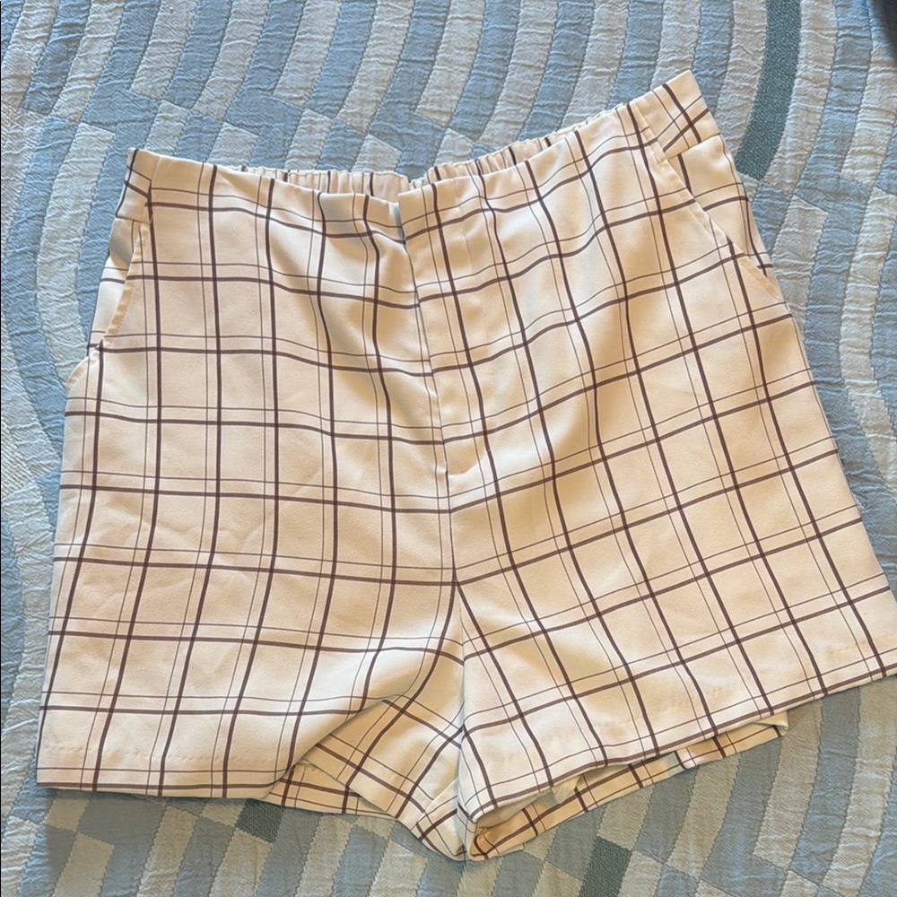Chic High Waist Plaid Shorts from Anthropologie